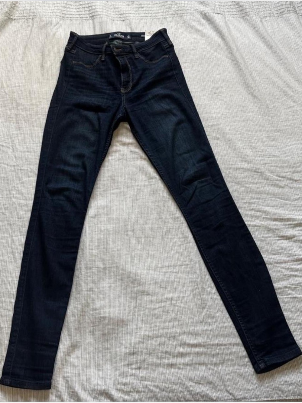 Hollister Women's Dark Blue Skinny Jeans/Jeggings